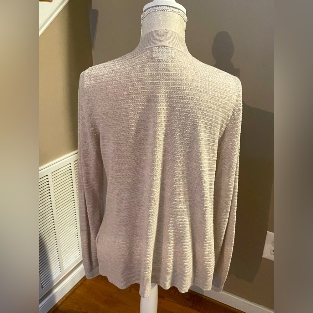 Ladies Sz L Old Navy Pointelle Sweater Lightweight and Versatile! - Picture 2 of 6